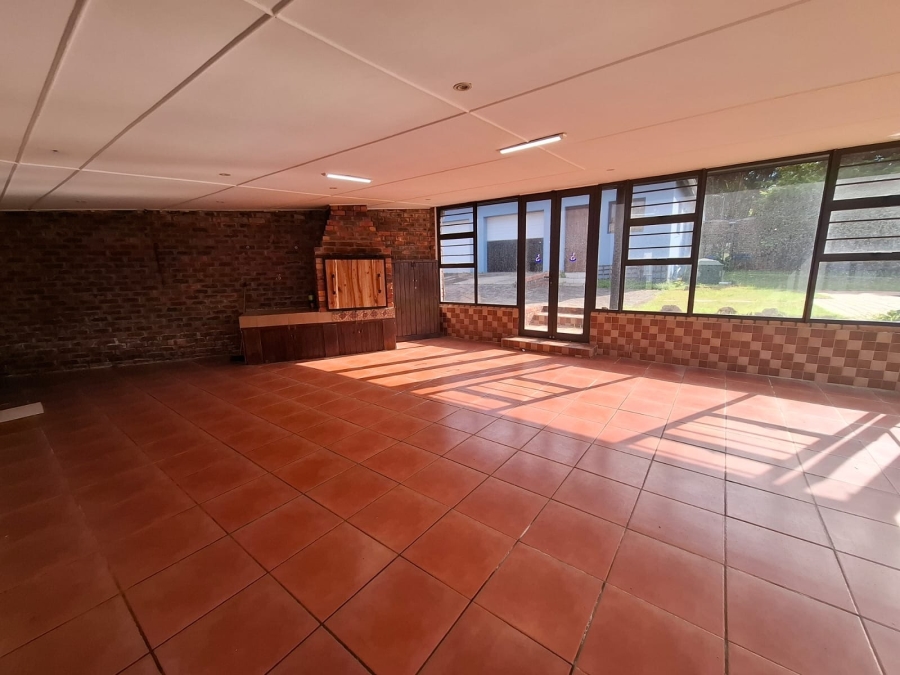 4 Bedroom Property for Sale in Gonubie Eastern Cape